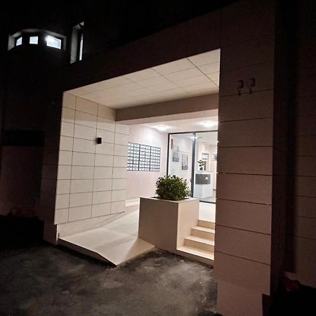 Summit Stay Apartment Bucarest Esterno foto