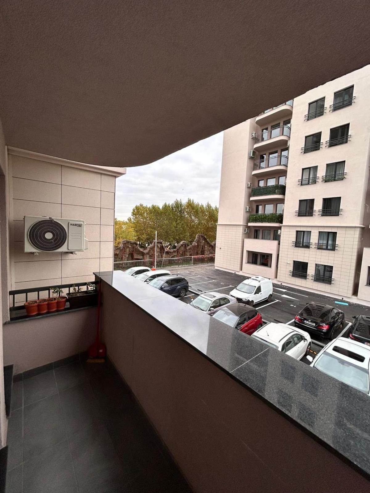 Summit Stay Apartment Bucarest Esterno foto
